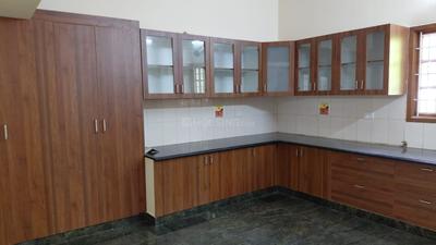Kitchen Image of 6200 Sq.ft 7 BHK Independent House for rent in Injambakkam Chennai for Rs. 300000