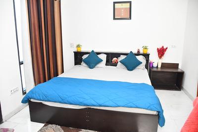 Bedroom Image of HelloWorld Golf Course in Sector 54, Gurgaon