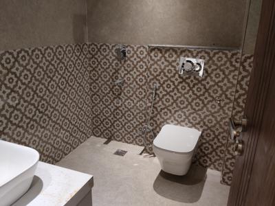 Image of 2000 Sq.ft 4 BHK Apartment / Flat for sale in Vasant Kunj, New Delhi for Rs. 17500000