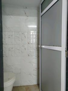 Common Bathroom Image of 600 Sq.ft 1 BHK Apartment / Flat for sale in AB Aleen Heights, Nalasopara West Nala Sopara for Rs. 4000000