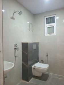 Common Bathroom Image of 1500 Sq.ft 3 BHK Apartment / Flat for sale in Vyam Metro Apartments, Noida Extension Greater Noida for Rs. 5050000