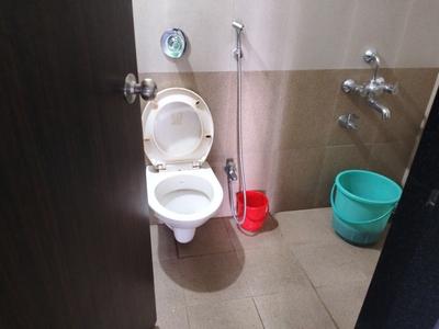 Ekdant Apartment Bathroom One 3