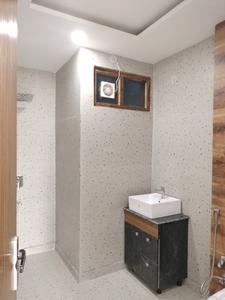 Common Bathroom Image of 1350 Sq.ft 3 BHK Builder Floor for sale in Puri Kohinoor Faridabad, Sector 89 Faridabad for Rs. 15500000