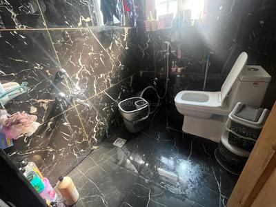 Bathroom Image of 1130 Sq.ft 3 BHK Independent House for sale in Lal Bazar Srinagar for Rs. 15500000