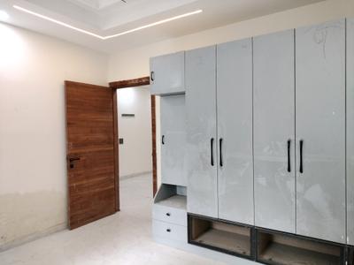 Bedroom Image of 1500 Sq.ft 4 BHK Builder Floor for sale in Bharat Vihar New Delhi for Rs. 17000000
