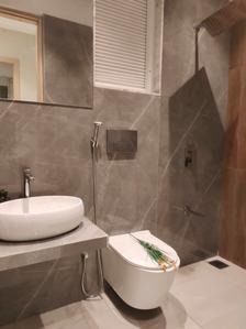 Common Bathroom Image of 742 Sq.ft 2 BHK Apartment / Flat for sale in Ruparel Skygreens I, Kandivali West Mumbai for Rs. 14700000