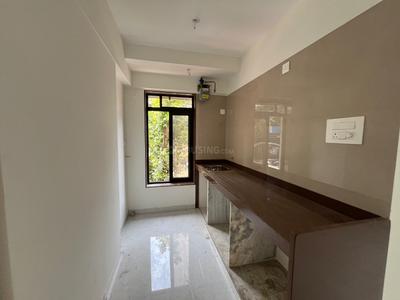 Kitchen Image of 600 Sq.ft 2 BHK Apartment / Flat for sale in Santacruz East Mumbai for Rs. 15000000