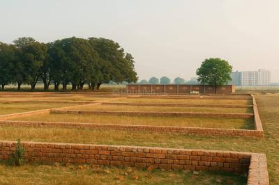 Image of 1000 Sq.ft Residential Plot / Land for sale in Khazoor Gaon, Barabanki for Rs. 1100000