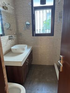 Bathroom Image of 2200 Sq.ft 3 BHK Duplex for rent in Maharani Bagh New Delhi for Rs. 210000