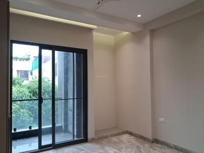 Bedroom Image of 1350 Sq.ft 3 BHK Builder Floor for sale in Paschim Vihar New Delhi for Rs. 27500000
