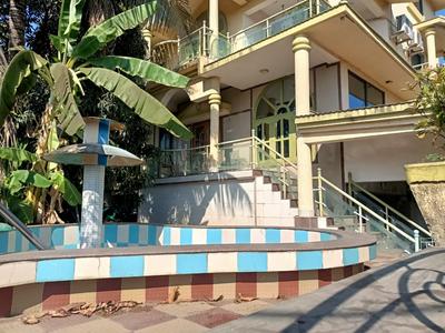 5 BHK Independent House