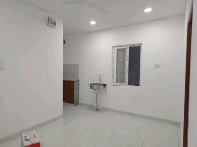 Living Room Image of 700 Sq.ft 1 BHK Apartment / Flat for rent in Madhapur Hyderabad for Rs. 24000