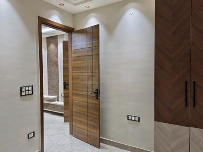 Bedroom Image of 810 Sq.ft 3 BHK Apartment / Flat for sale in Razapur Khurd New Delhi for Rs. 5000000