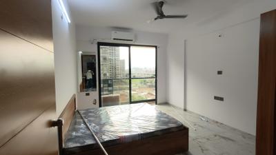 Bedroom Image of 2550 Sq.ft 3 BHK Apartment / Flat for rent in The Gate, Raysan Gandhinagar for Rs. 40000