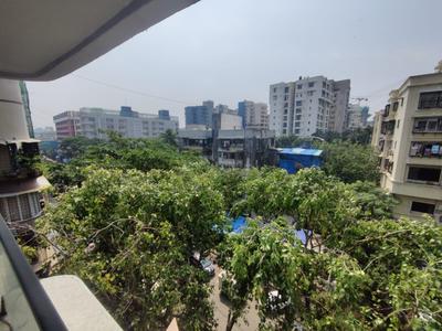 Balcony Image of 915 Sq.ft 2 BHK Apartment / Flat for sale in Monarch West View, Santacruz West Mumbai for Rs. 46000000