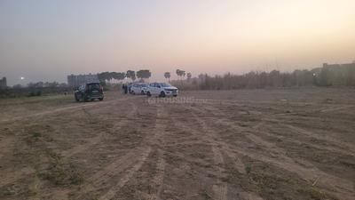 Image of 900 Sq.ft Residential Plot / Land for sale in Jhalwa, Allahabad for Rs. 135000