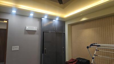 Bedroom Image of 2500 Sq.ft 3 BHK Builder Floor for rent in Sector 41 Noida for Rs. 60000
