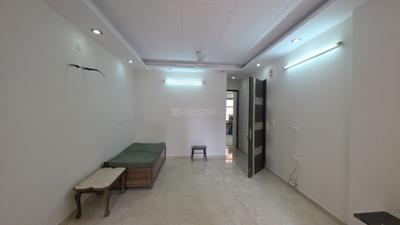 Living Room Image of 900 Sq.ft 3 BHK Builder Floor for rent in Pitampura New Delhi for Rs. 40000