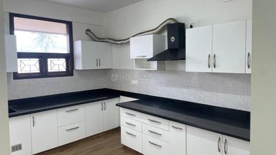 Kitchen Image of 2000 Sq.ft 3 BHK Apartment / Flat for rent in Frazer Town Bengaluru for Rs. 80000