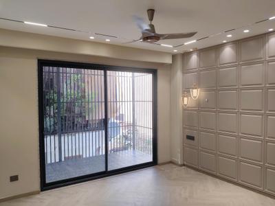 Bedroom Image of 2700 Sq.ft 4 BHK Builder Floor for rent in DLF Phase 1 Gurgaon for Rs. 130000