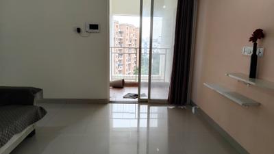 Living Room Image of 650 Sq.ft 1 BHK Apartment / Flat for rent in Godrej Horizon, Mohammed Wadi Pune for Rs. 18000