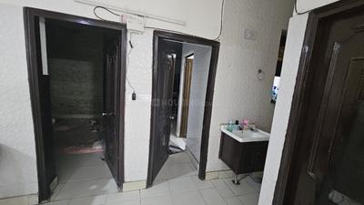 Bedroom Image of 1500 Sq.ft 2 BHK Builder Floor for rent in Sector 40 Noida for Rs. 33000