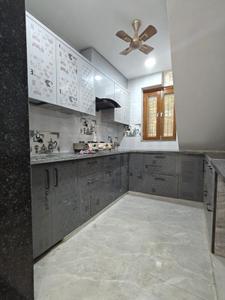 Kitchen Image of 720 Sq.ft 2 BHK Builder Floor for sale in Mukherjee Nagar New Delhi for Rs. 8750000
