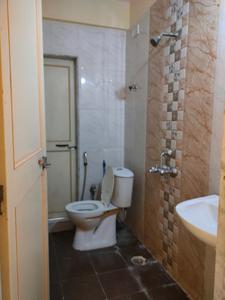Common Bathroom Image of 710 Sq.ft 1 BHK Apartment / Flat for sale in Ulwe Navi Mumbai for Rs. 5500000