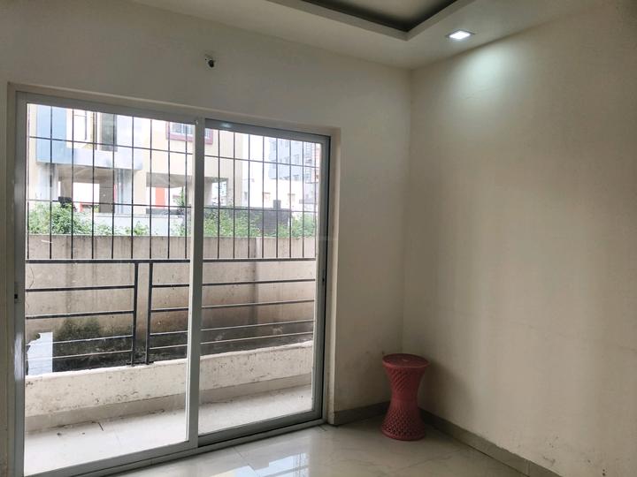 Sai Angan Main Image 1