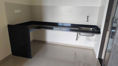 Kitchen Image of 900 Sq.ft 2 BHK Apartment / Flat for rent in Enerrgia Skyi Manas Lake, Bhukum Pune for Rs. 18500