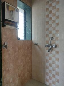 Common Bathroom Image of 600 Sq.ft 1 BHK Apartment / Flat for rent in Sanpada Navi Mumbai for Rs. 35000
