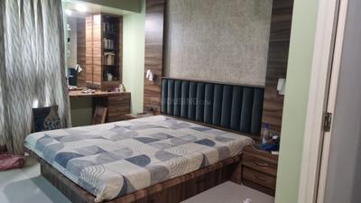 Bedroom Image of 1102 Sq.ft 2 BHK Apartment / Flat for sale in Rustomjee Azziano, Thane West Thane for Rs. 18000000