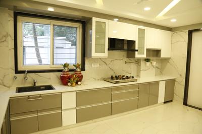 Kitchen Image of 4550 Sq.ft 4 BHK Builder Floor for sale in Banjara Hills Hyderabad for Rs. 75000000