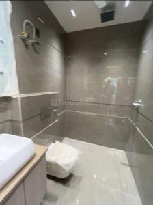 Bathroom Image of 2000 Sq.ft 3 BHK Builder Floor for sale in Mansarover Garden New Delhi for Rs. 30000000
