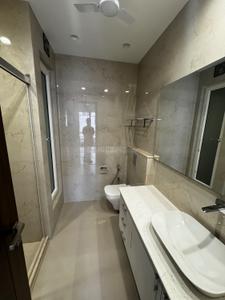 Image of 2400 Sq.ft 3 BHK Builder Floor for sale in Defence Colony, New Delhi for Rs. 140000000