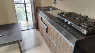 Kitchen Image of 650 Sq.ft 1 BHK Apartment / Flat for rent in Lower Parel Mumbai for Rs. 60000