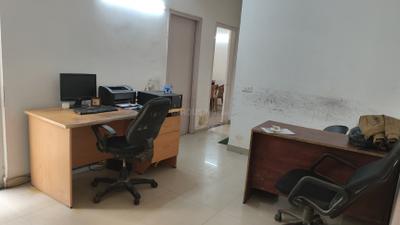 Bedroom Image of 1300 Sq.ft 1 RK Apartment / Flat for rent in Unihomes, Kolar Road Bhopal for Rs. 9000