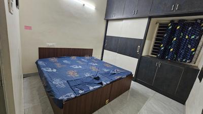 Bedroom Image of 980 Sq.ft 2 BHK Apartment / Flat for rent in Madhapur Hyderabad for Rs. 38000