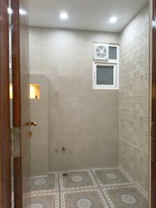 Common Bathroom Image of 2200 Sq.ft 4 BHK Builder Floor for sale in Reeba Homes Ultra Luxury Builder Floors, Indirapuram Ghaziabad for Rs. 23551000