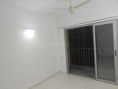 Bedroom Image of 1080 Sq.ft 2 BHK Apartment / Flat for rent in Adani The Meadows, Shantigram Ahmedabad for Rs. 23000