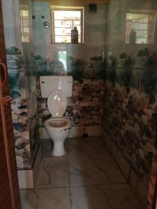 Bathroom Image of 700 Sq.ft 2 BHK Apartment / Flat for sale in Keshtopur Kolkata for Rs. 2500000