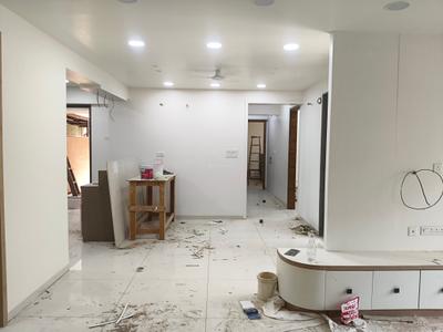 Living Room Image of 2333 Sq.ft 3 BHK Apartment / Flat for rent in Shivalik Green View, Shantigram Ahmedabad for Rs. 75000