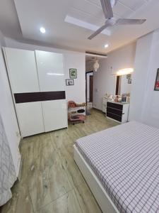 Bedroom Image of 1660 Sq.ft 3 BHK Builder Floor for sale in Model Town New Delhi for Rs. 25000000