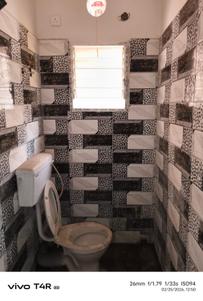 Bathroom Image of 700 Sq.ft 2 BHK Apartment / Flat for sale in Baguiati Kolkata for Rs. 3300000