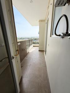 Balcony Image of 1750 Sq.ft 3 BHK Apartment / Flat for rent in Skyline Elevate, Utrathiya Zirakpur for Rs. 35000