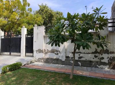 Image of 200 Sq.ft Residential Plot / Land for sale in Sector 15A, Noida for Rs. 105000000