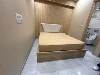 1 RK Studio