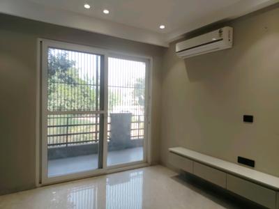 Bedroom Image of 2250 Sq.ft 3 BHK Independent House for rent in Ansal Esencia Sector 67, Sector 67 Gurgaon for Rs. 45000