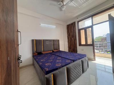 Bedroom Image of 700 Sq.ft 2 BHK Independent House for rent in Hilltop Apartments, Maidan Garhi New Delhi for Rs. 24444