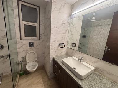 Bathroom Image of 1800 Sq.ft 3 BHK Builder Floor for rent in Jangpura New Delhi for Rs. 150000